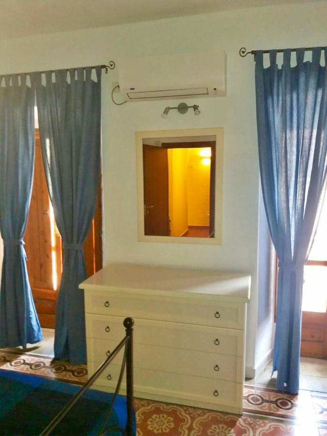 Il Terrazzino Iglesias Bed & Breakfast Eksteriør bilde